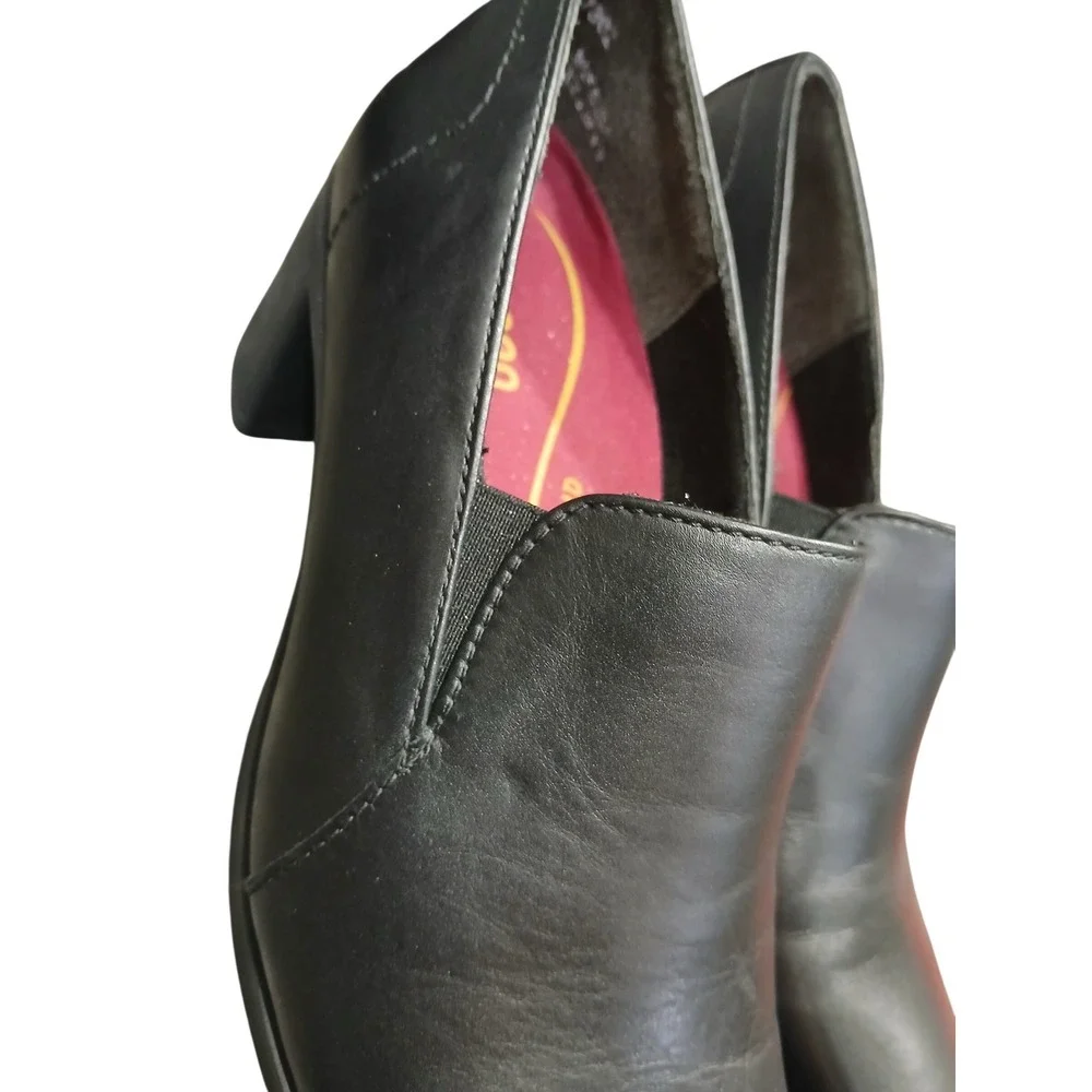 Munro American 7M Black Leather Slip On Block Heel Loafers Shoes Womens